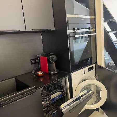 Apartment Black Pearl